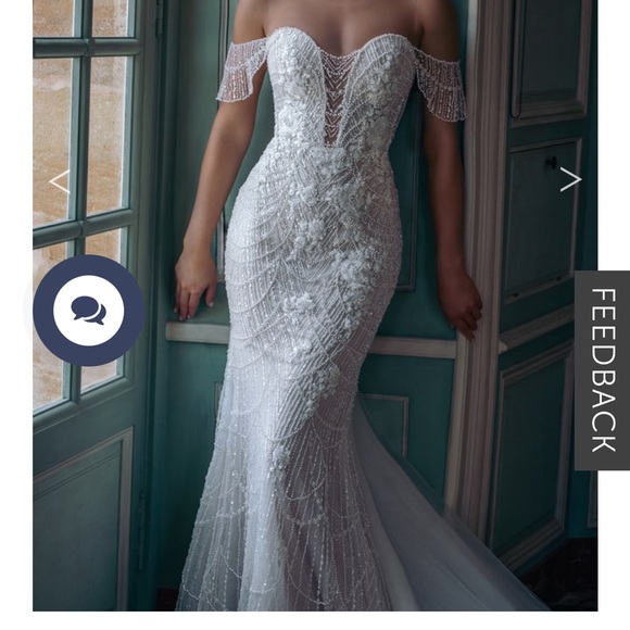 One-of-a-Kind Wona Atelier Wedding Dress - Picture 9 of 17